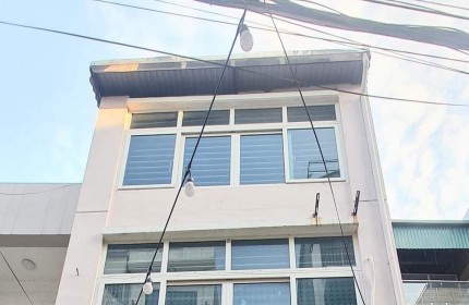 3,4 TỶ CÓ NHÀ PHỐ THỤY PHƯƠNG!!! DT35M2 - MT4,5 - 3 TẦNG - NHÀ ĐẸP DÂN XÂY !! GẦN CHỢ . KỂ VẼ,